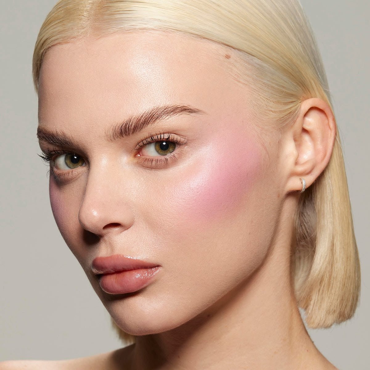 Kylie Cosmetics Hybrid Blush cream + powder in one 2.5g Shade: Winter Kissed 2.0