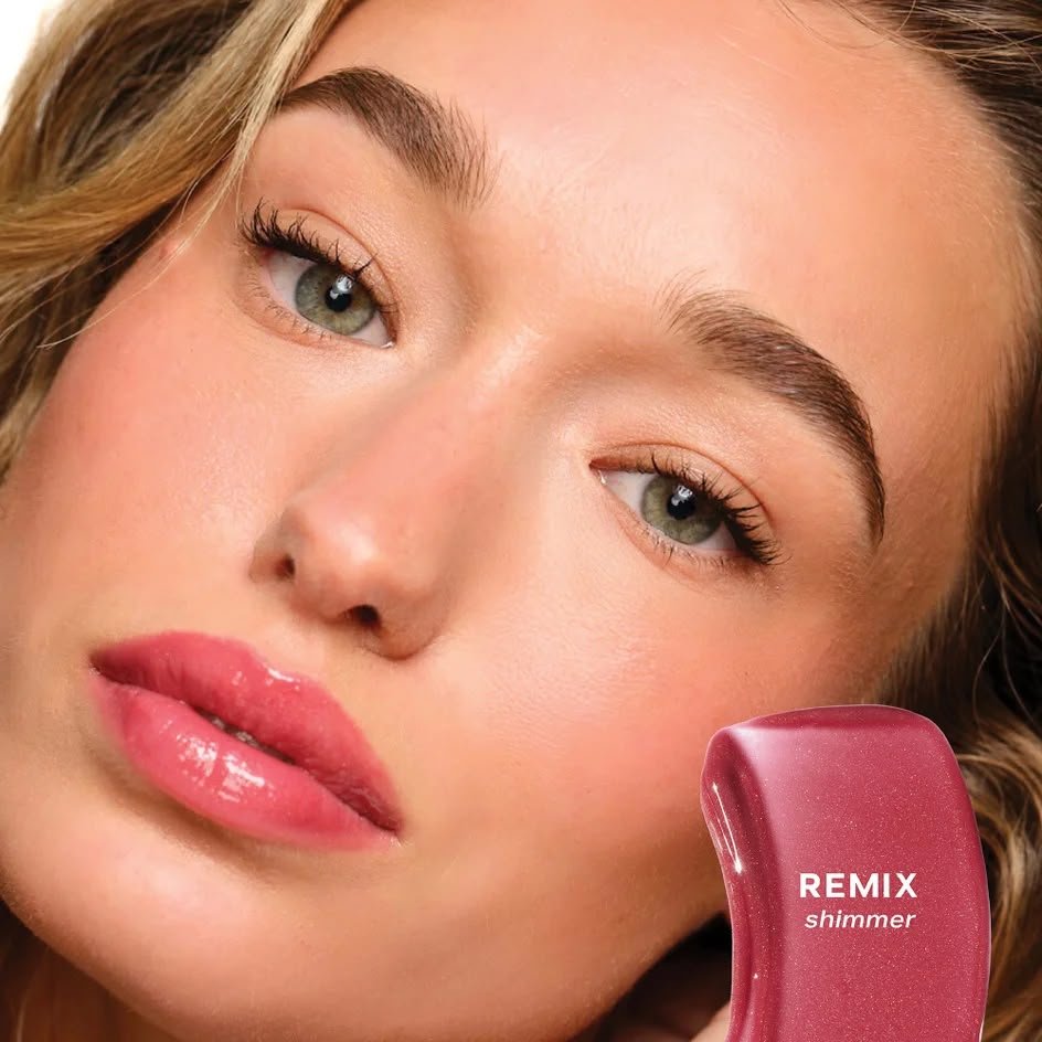 SAIE Glossy Bounce Hydrating Lip Oil Shade: Remix Shimmer 5ml